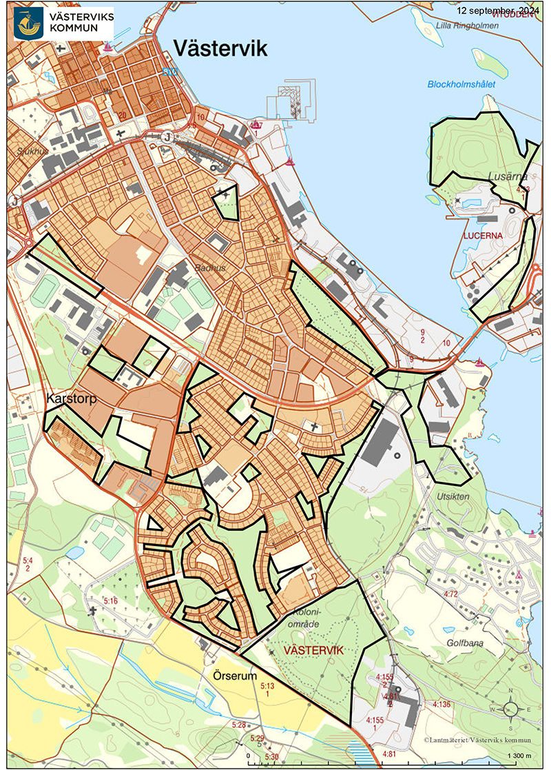 Karta 2 som visar områden som berörs av naturvårdsåtgärderna i kommunens skog i Västervik inringat i svart linje.